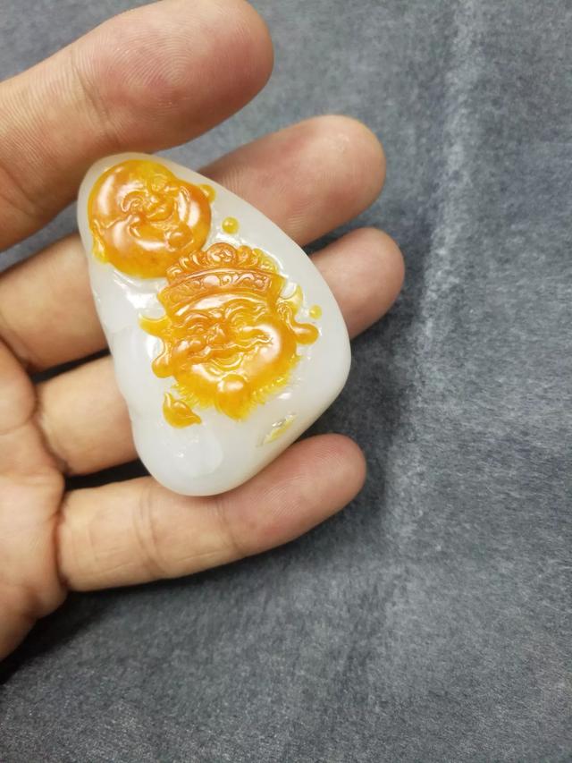 和田玉简介,和田玉与俄料，青海料，韩料的区别？