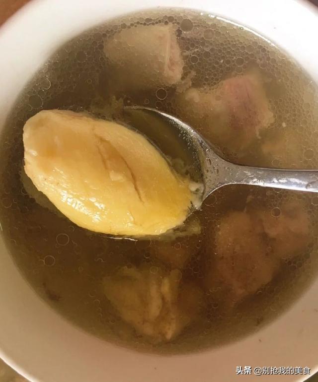 榴莲壳炖鸡味道怎么样，榴莲壳除了能煲汤，还有其他的吃法吗
