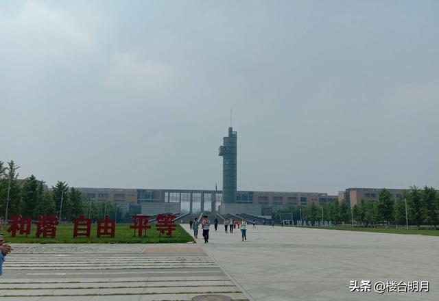 为什么有的孩子读大学后从不主动和家长联系