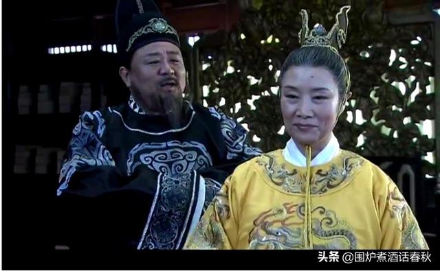 武则天称帝15年，82岁把江山还给李唐后没了权力，为何却无人动她？插图46