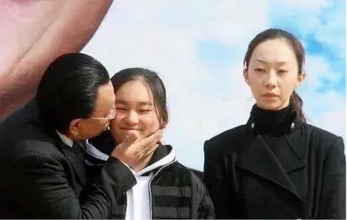霍思燕骂战:娱乐圈中，有哪些明星是老死不相往来的？