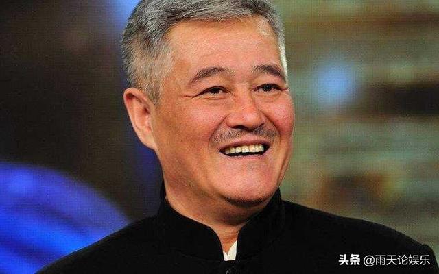赵一涵图片:赵本山的徒弟们纷纷玩起了直播，您怎么看？