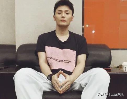 杨丞琳脑残:替父还债、经历渣男的杨丞琳，如何从灰姑娘变成被独宠的公主？