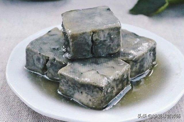 臭豆腐真的很有营养吗，臭豆腐的营养价值与药用价值是什么？