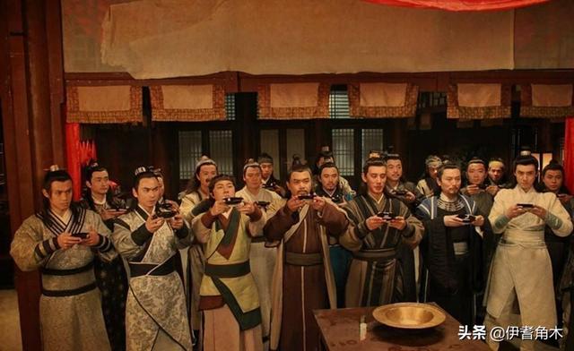 秦琼老婆:为啥都叫秦琼秦二哥，难不成秦琼还有大哥？