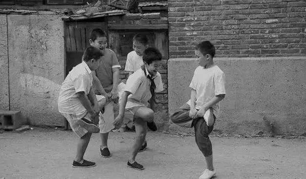 “很多人到中年会发现，只有一个孩子的家庭大都过的很好”你怎么看这句话？插图10