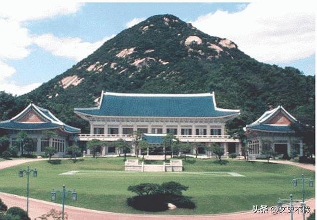 蒋雨熙:朴正熙、朴槿惠父女都当过韩国总统，他们执政时表现如何？