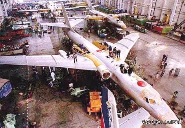 如果所有国家都停止建立军队，把军费都用在民生和经济建设上，世界会不会发展的更快？插图13