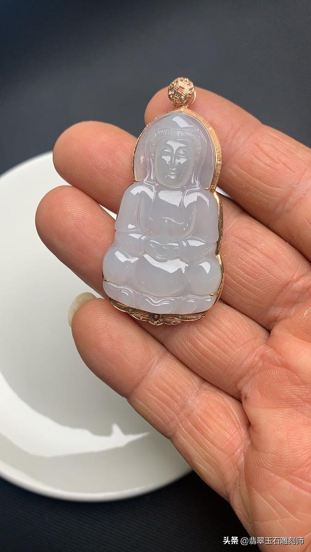 什么品质的玉比较好,请问下面4个玉，哪个最好？