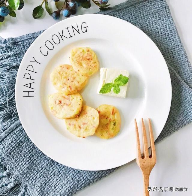 婴儿吃的深海鱼种类:适合婴儿吃的深海鱼 宝宝鳕鱼的做法是什么，十六个月的宝宝吃的菜饼怎么做？