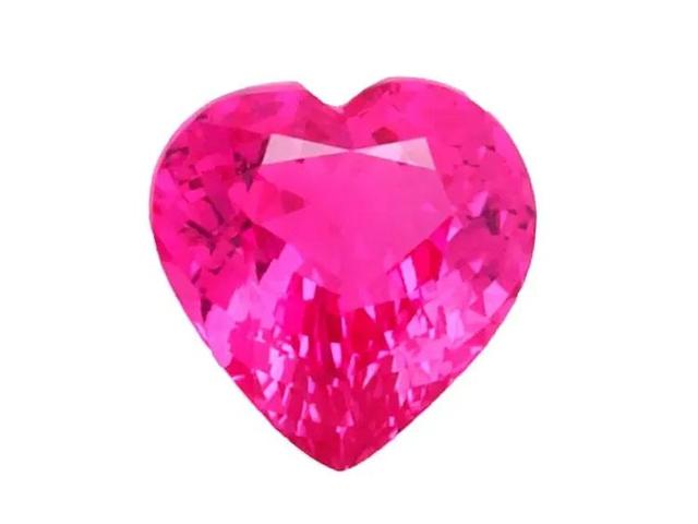 蓝宝石哪些人不宜戴,蓝宝石葡萄优缺点是什么？都有哪些品种？