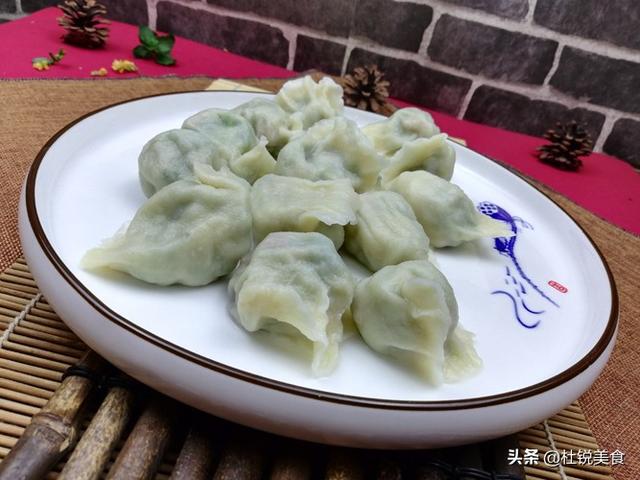 舌尖上的美味,春节传统美食大盘点（有关春节美食的文章）