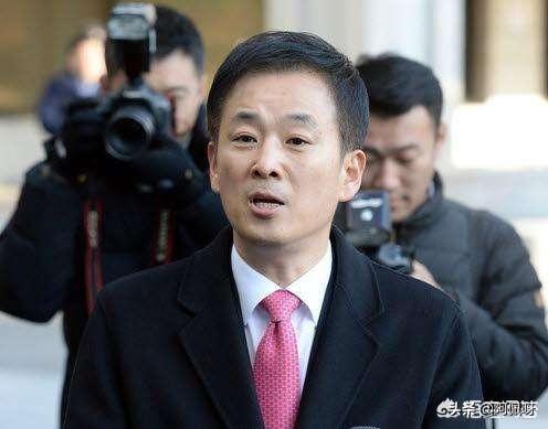 头条问答 - 自由韩国党可以通过要求无罪释放朴槿惠,获得下届总统选举