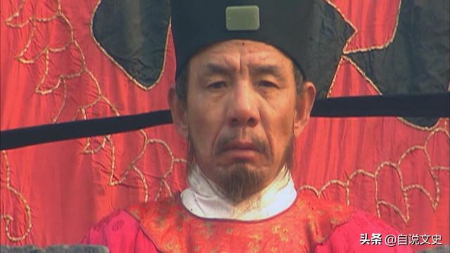 刀文兵杀了谁:野外遇到狼，手里恰好有一把一米五长的大砍刀，搏斗起来谁会赢？