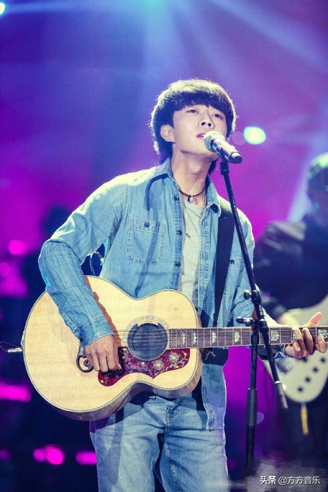 早在赵雷2015年"我们的时光"巡演上就演唱过,.
