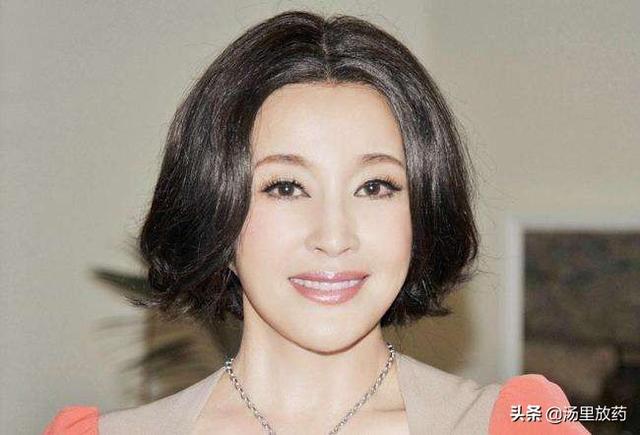 刘晓庆的老公是谁:刘晓庆常美年轻的秘密是什么？