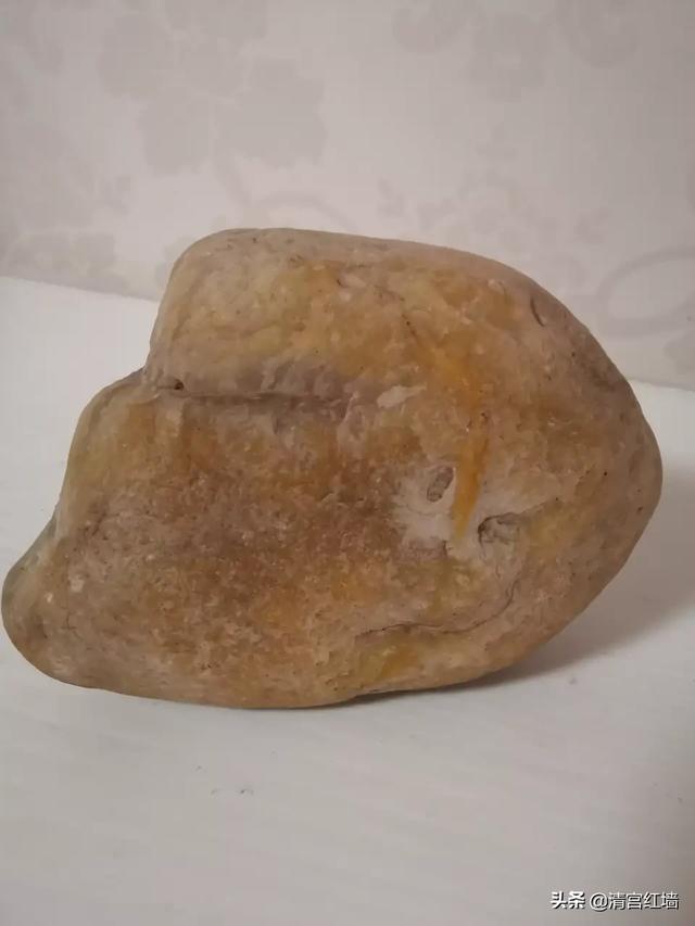 宝石图片大全,有没有识货的高人，来看看这是什么石头啊？