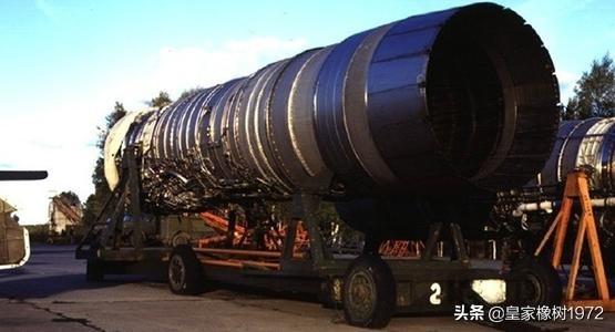 猎狐犬 装甲车:军事大国的空射弹道导弹有哪些，相比其它弹道导弹又有哪些优势？