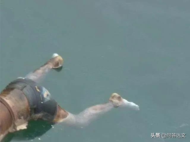 捞尸队灵异事件:捞尸人，这个职业真的存在吗？工资高吗？