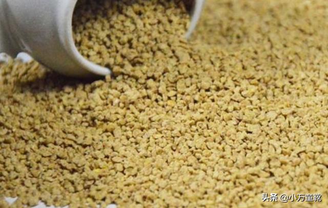 蛋鸡饲料配方:鸡饲料怎么配制专业的说一下？