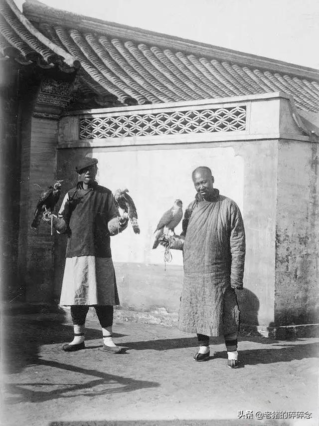 谁知道“钓鱼穷三年,玩鸟毁一生”后面几句是什么吗？