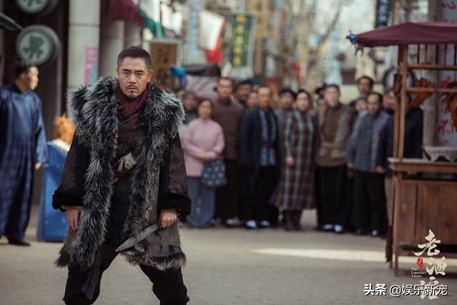 老酒馆小尊:《老酒馆》以“小尊为国跳海自尽”为结局，是什么意思