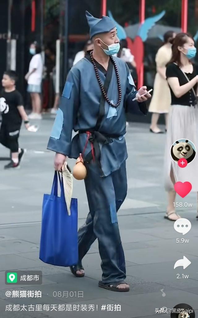 长沙狗狗网红:重庆，成都，西安，长沙谁能称网红第一城？