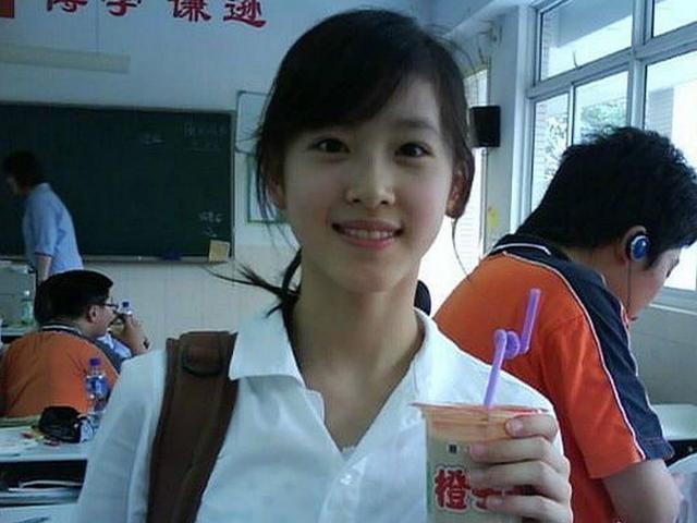 章泽天图片:为什么说章泽天是一个狠角色？