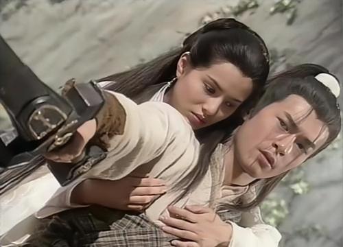 《神雕侠侣》为什么安排小龙女失贞？杨过功夫这么好,怎么没察觉呢？