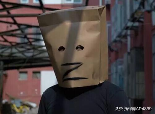 LOL小智谈与伊芙蕾雅往事,曾在KTV被人唱歌羞辱,人是小漠带来的,你怎么看？