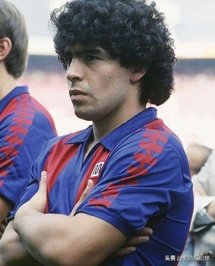 马拉多纳为什么被巴萨卖了后，就没豪门要，只能在小球会踢球？插图13