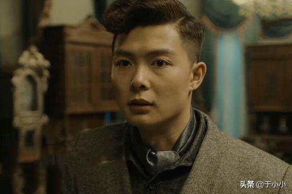 《河神2》戎傲霜真实的身份是什么？为何在给丁卯治腿伤时候突然去撩他，有何目的？