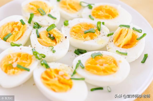 吃黄瓜水煮蛋能减肥吗，一个月只吃鸡蛋白能瘦多少斤