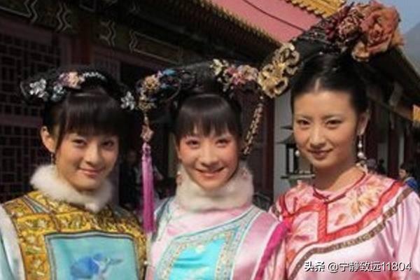 甄嬛养的白玉鹦鹉为何从不说话:甄嬛的鹦鹉为何不说话 安陵容与甄嬛向来不和，但安陵容怀孕，为何要送安鸽子血当礼物？