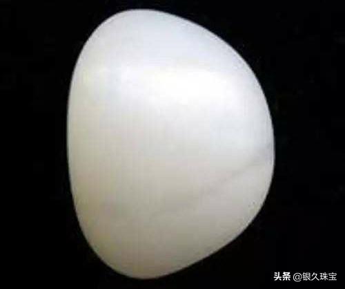 和田玉手镯水线戴久会变化吗,和田玉会有水线吗？有水线的手镯能带吗？