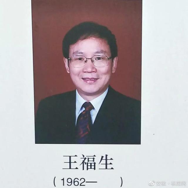 锁骨菩萨:为什么世间说看破红尘，而不是黄尘或黑尘或者白尘？