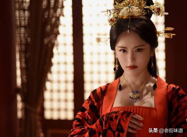 木兰花令:怎么理解纳兰的《木兰花令》——人生若只如初见？