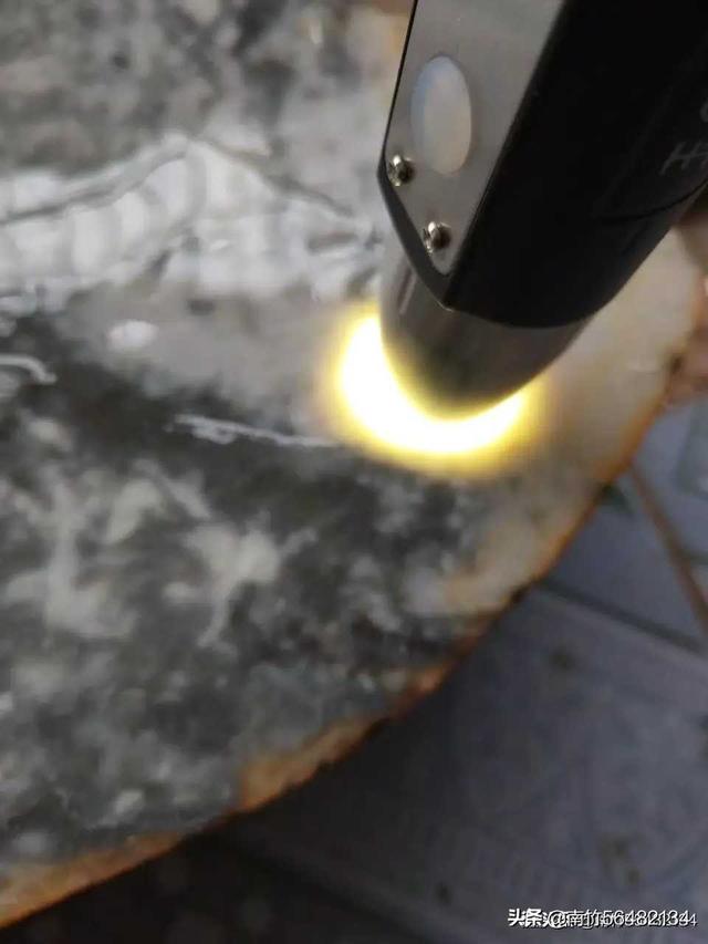 天宝石是什么石头,什么是有机宝石和无机宝石？