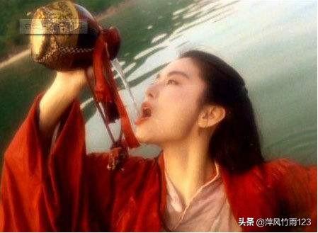 东方不败喜欢谁:杨莲亭，任盈盈，令狐冲，谁才是东方不败的最爱？