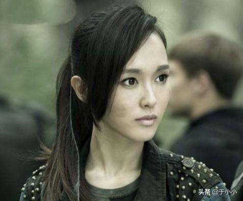 霍仙姑为什么跪闷油瓶:《盗墓笔记》中，王胖子为什么这么惨，喜欢一个死一个？