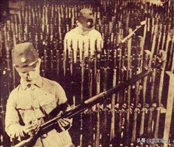 路易艾黎:日本到了二战后期资源极度匮乏，那战争中的钢铁咋来的？