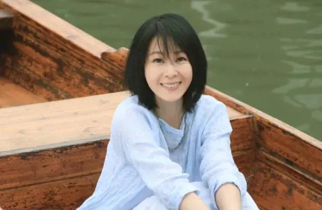 吴大维老婆:有哪些港台女明星，嫁给了大陆富豪，她们的现状如何呢？