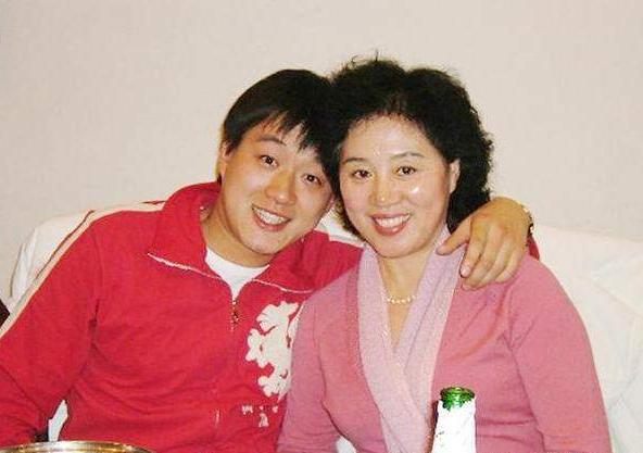 佟大为的老婆:被嘲是过气男明星，却坐拥北京四合院的佟大为，到底多有钱？