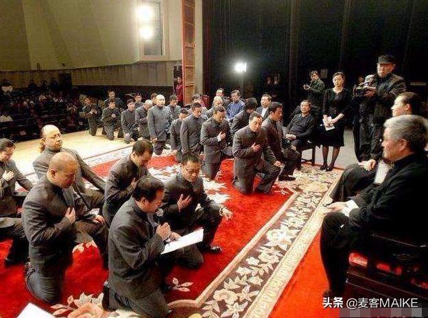 贺树峰个人资料:为什么赵本山允许徒弟们通过直播捞金，而郭德纲却不允许