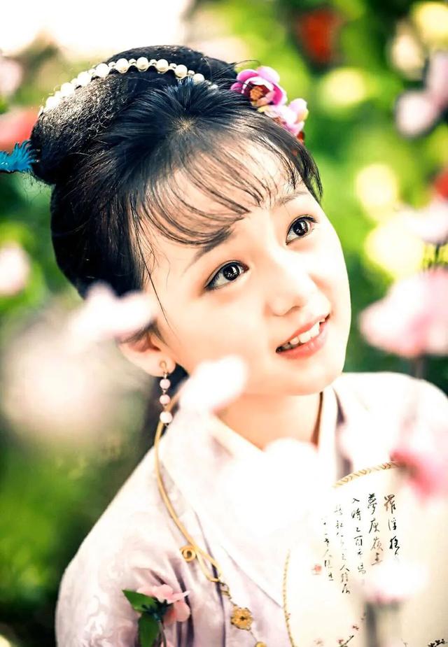 薛宝钗扮演者:87版薛宝钗扮演者张莉为什么这些年很少出现在公众视野中