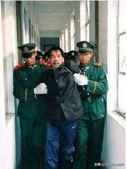 刘彦池离婚:死刑犯在绳索上身时会说什么