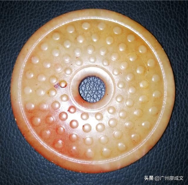 如何看一块玉值不值钱,买了一块玉，大家看看是什么料值多少钱？