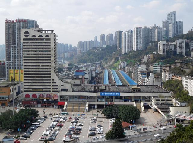 重庆菜园坝火车站扩建 重庆火车站什么时候改建