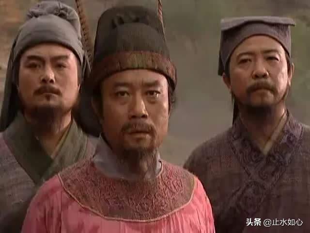 金毛犬段景住哪国人:男子活生生打死被栓着的金毛，这个会怎么判？