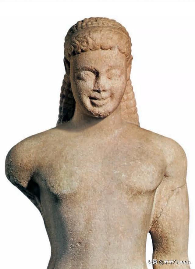 为什么感觉古希腊古风时期的雕塑都要有微笑